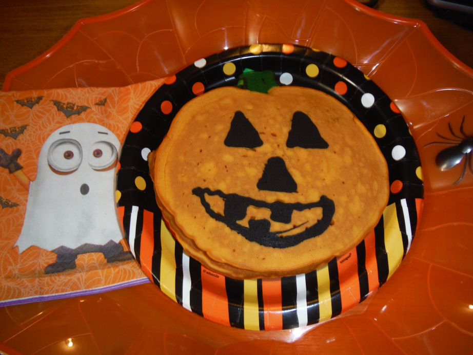 Second of Thirteen Treats for The Month of October! Jack-O-Cakes! #Halloween #Boo 